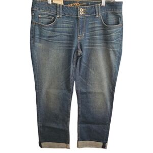NWT Arizona Jeans Co. Cropped Cuff Jeans